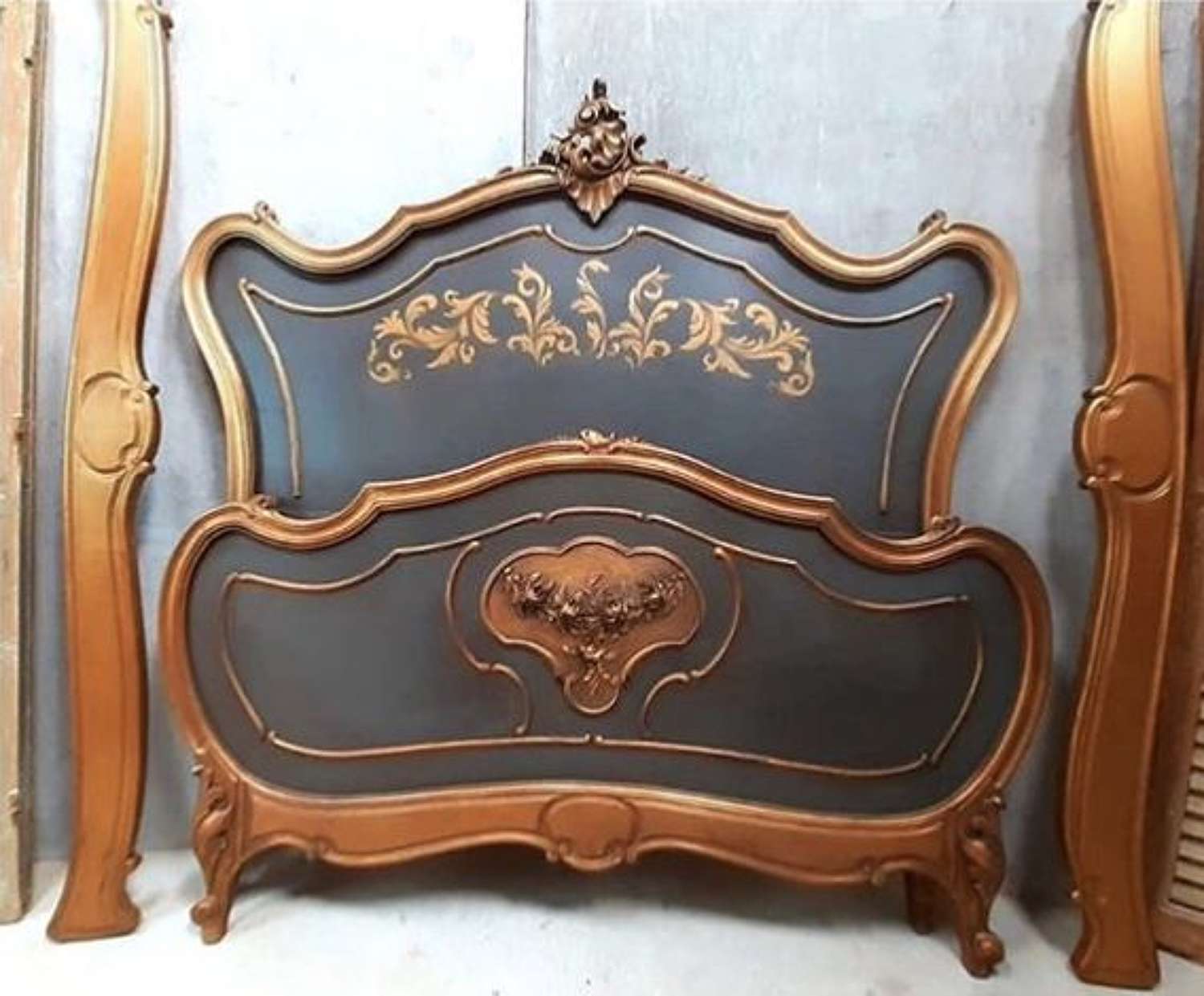 French double bed