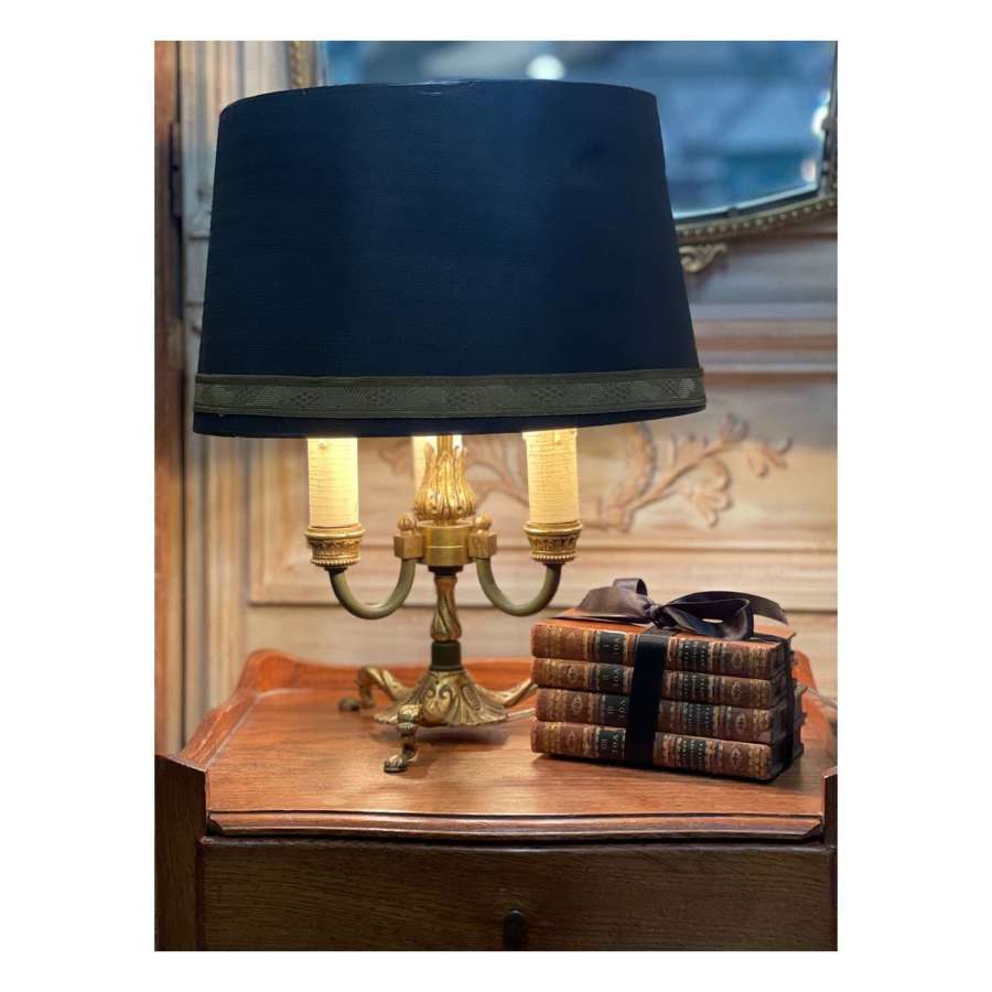 Vintage French brass bouloitte lamp