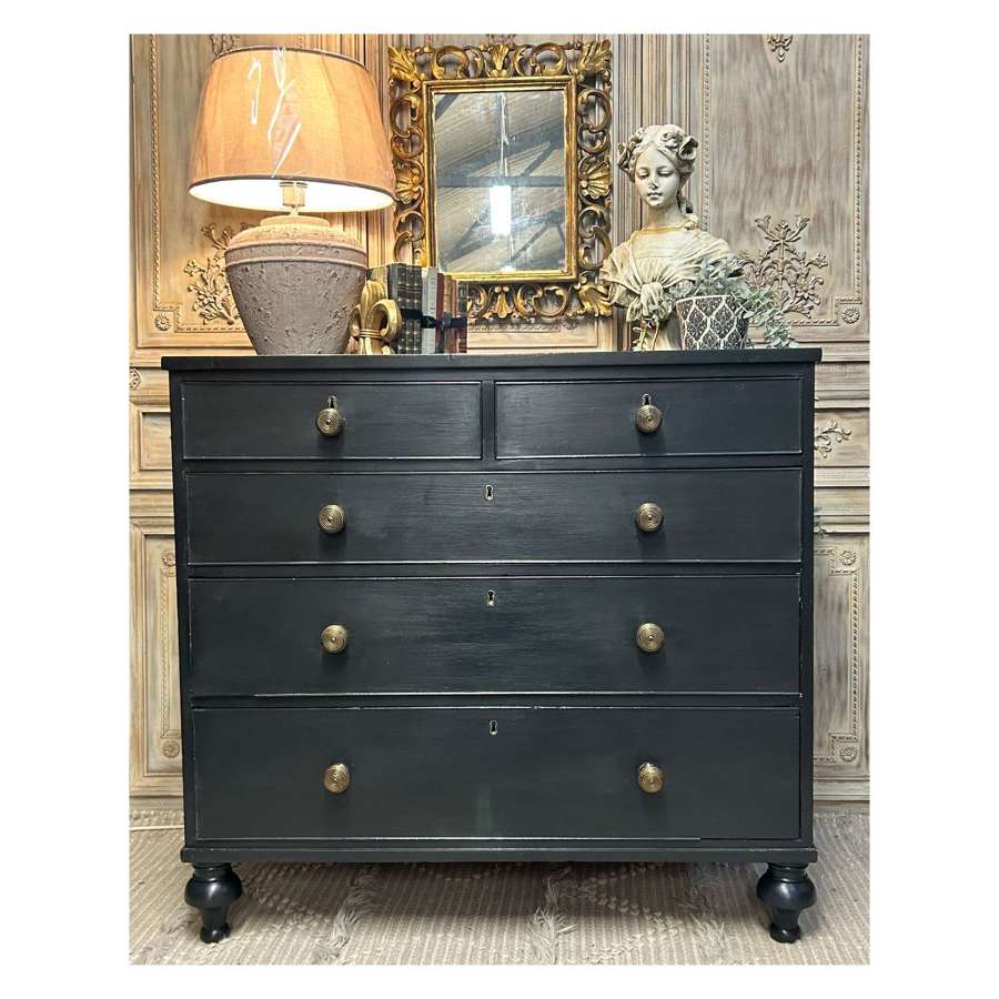 Large Victorian Chest of Drawers In Jack Black